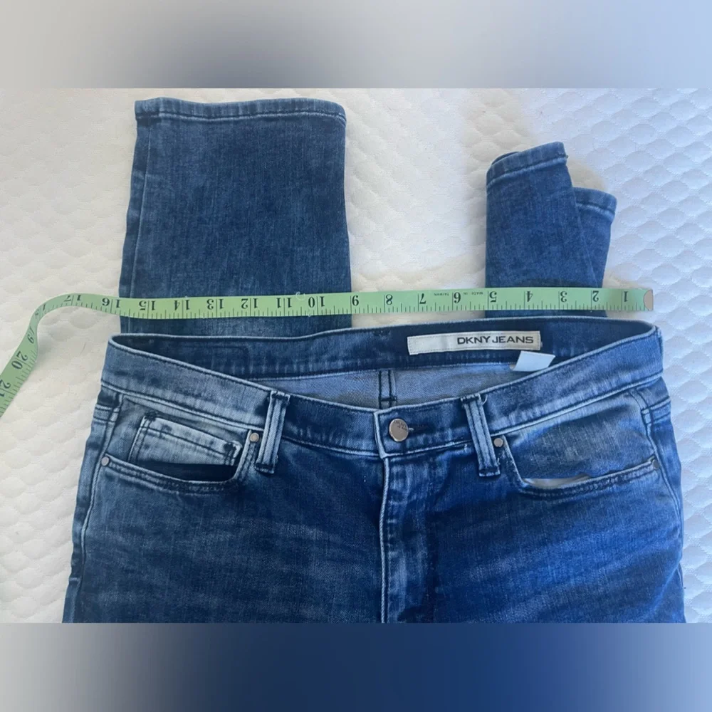 DKNY jeans - Picture 4 of 5